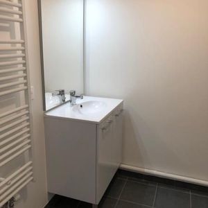 Location Appartement 3 pièces 63m² NOTRE DAME DE BONDEVILLE 76960 - Photo 3