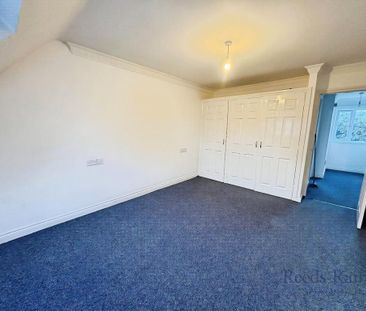 2 bedroom end of terrace house to rent - Photo 3