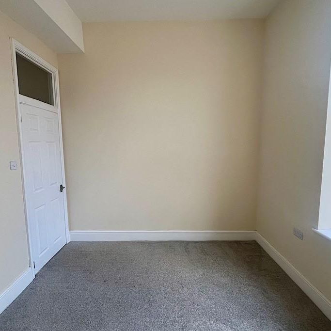 Flat 1 Shawbury Park, Shrewsbury, SY4 4JP - Photo 1