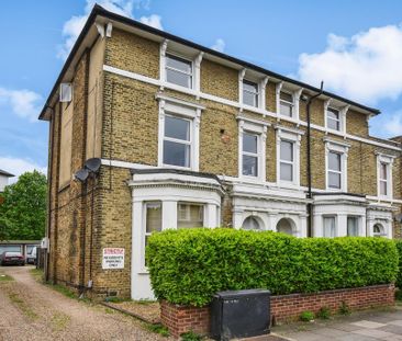 2 bedroom maisonette to rent - Photo 6