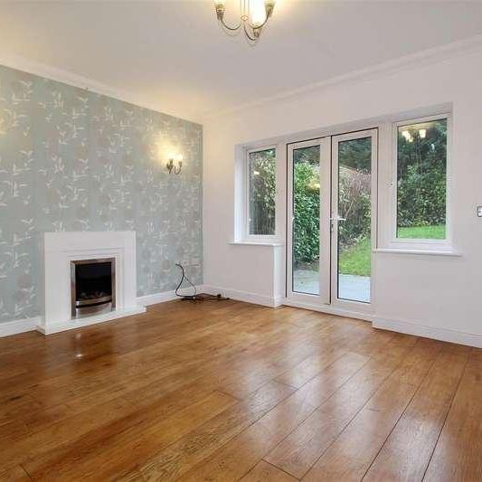 Friern Close, Cheshunt, EN7 - Photo 1