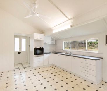 17 Mary Street, Nambour QLD 4560 - House For Rent | Domain - Photo 3