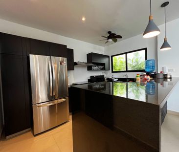 TOWNHOUSE EN RENTA AMUEBLADO CON JACUZZI EN TEMOZON - Foto 1