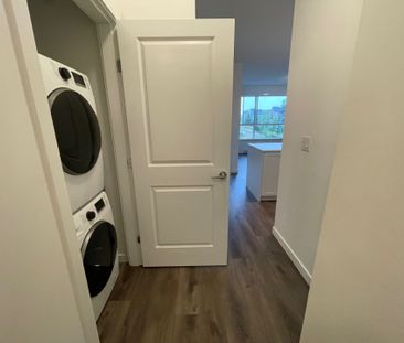Unit 105 - Beautifully Designed/ 3 Bedrooms Condo at The Grove - Photo 5