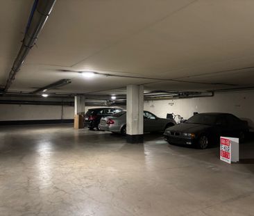 Te huur: Parkeerplaats centrum Maldegem - Photo 1