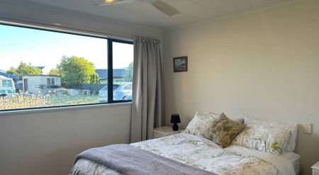 FULLY FURNISHED TWO BEDROOM HOME - Photo 2