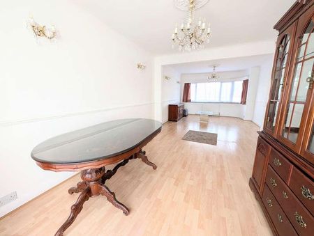 Bittacy Rise, Mill Hill, NW7 - Photo 3