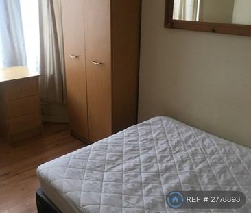 4 bedroom terraced house to rent - Photo 5