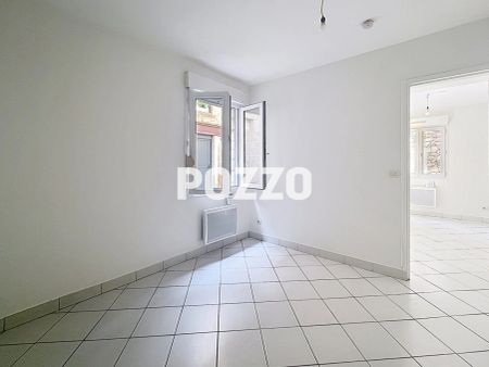 Location d'un appartement T2 à VILLEDIEU LES POELES ROUFFIGNY - Photo 5