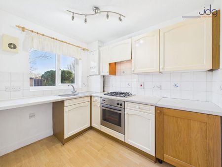 2 bedroom terraced house to rent - Photo 4