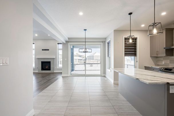 For Lease - 3 Grundy Crescent, East Luther Grand Valley, Ontario - Photo 1