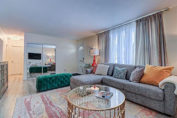 For Lease - 5 Bellefontaine Street, Toronto, Ontario - Photo 1