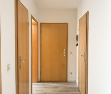 Frisch renovierte 3-Zimmerwohnung mit Balkon in beliebte Lage von Z... - Photo 2