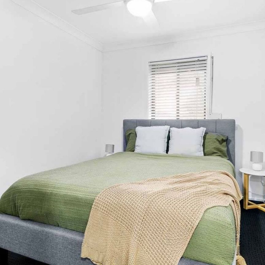 15 Greenbank Drive, Werrington Downs - Photo 1