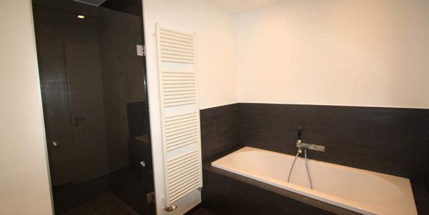 Appartement te huur in Sint-Gillis voor € 2.650 met 2 slaapkamers - Photo 1