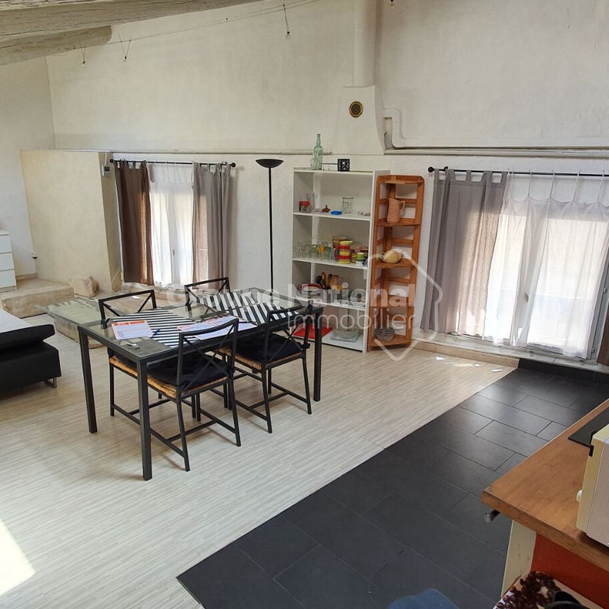 AVIGNON INTRA MUROS Appartement meublé., - Photo 1