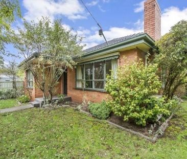 7 Carver Street Burwood East VIC - Photo 5