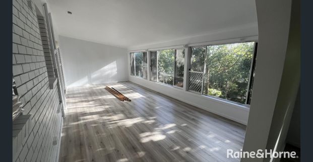 Three Bedroom home in great location - Photo 1