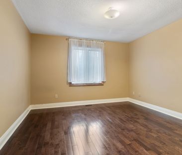 For Lease - 154 Flushing Avenue, Vaughan, Ontario - Photo 6