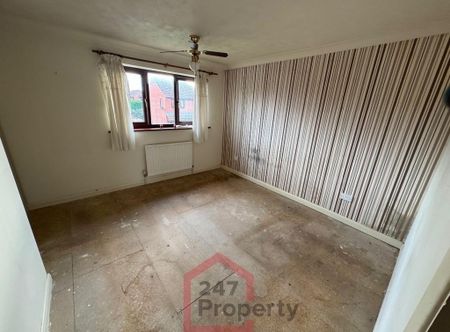 2 bedroom semi-detached house to rent - Photo 4