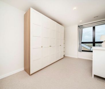 Middle Road - Photo 1