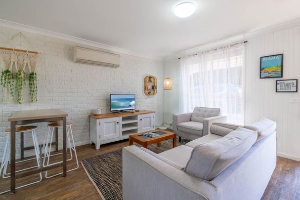 Charming Furnished Granny Flat in Kiama Heights - Photo 1