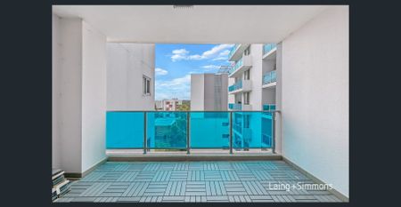 Modern Three Bedroom Unit - Photo 4