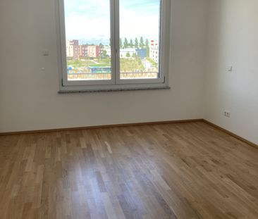 4-Zimmer-Wohnung mit Einbauküche und zwei Badezimmern 08.23 - Photo 6