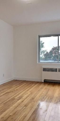 2 CH - 1 SDB - Montréal - $1,350 /mo - Photo 1