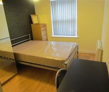 3 bedroom apartment to rent - Photo 3