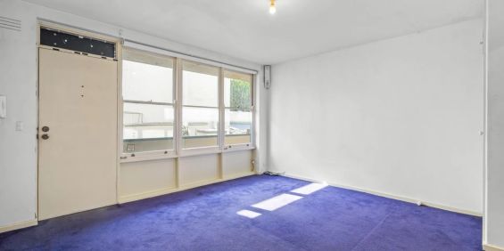 Neat Studio Space in the Heart of St Kilda! - Photo 3