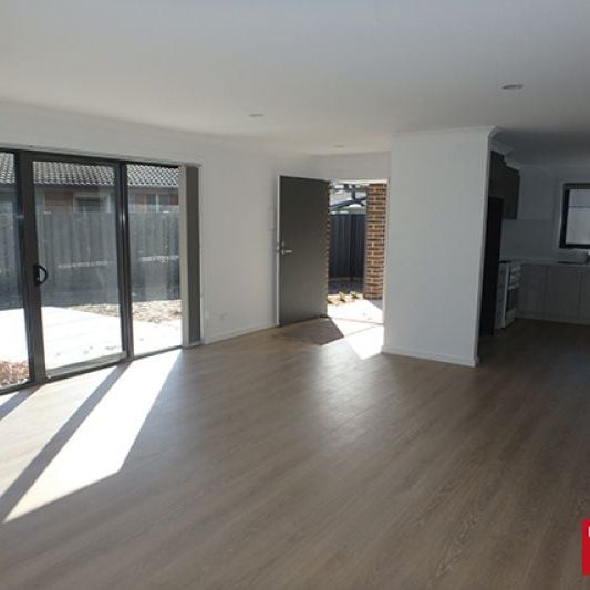 Stunning Two Bedroom Townhouse - Photo 1