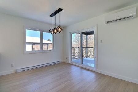 Appartement à louer - Québec (Sainte-Foy/Sillery/Cap-Rouge) (Cité-Universitaire) - Photo 2