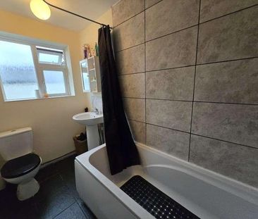 Garfield House, Edmonton, N9 - Photo 4