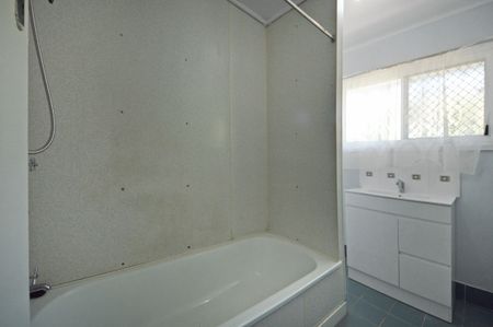 99 Columba Street, Inala - Photo 3