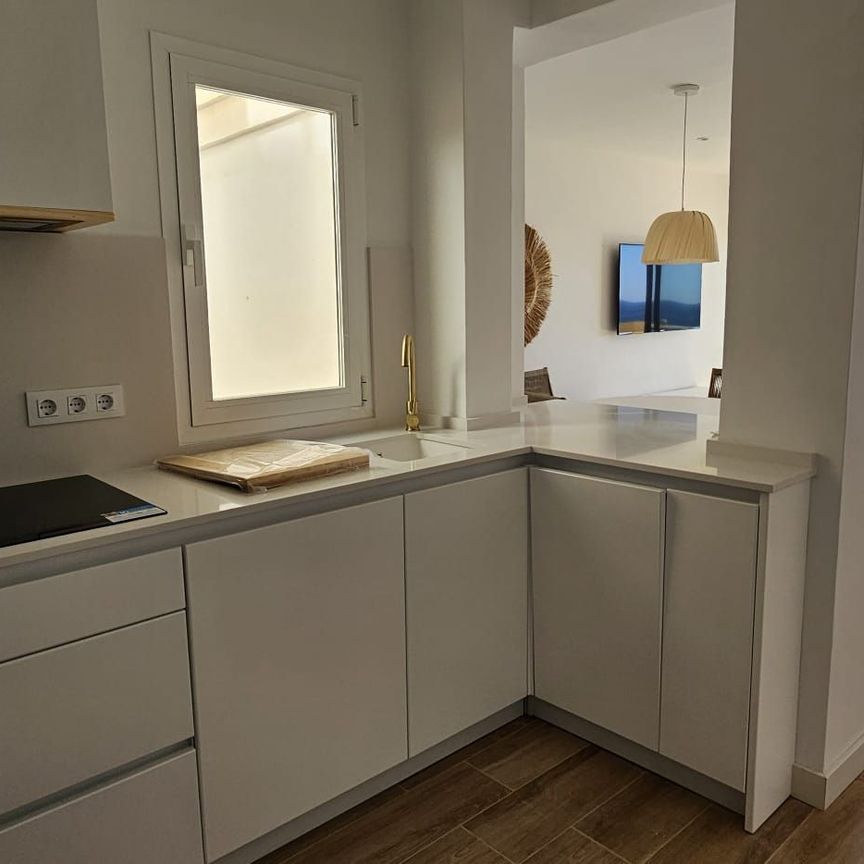 Apartamento de alquiler en Paseo Marítimo Rey de España, 86, Playa de los Boliches - Photo 1