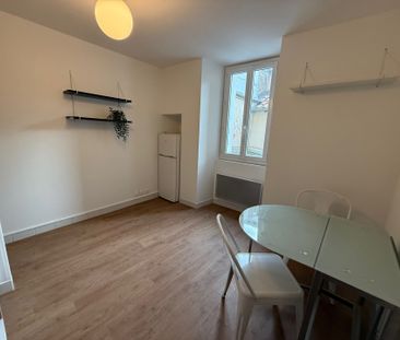 Location Appartement T1 meublé - GRAND RUE - Photo 1