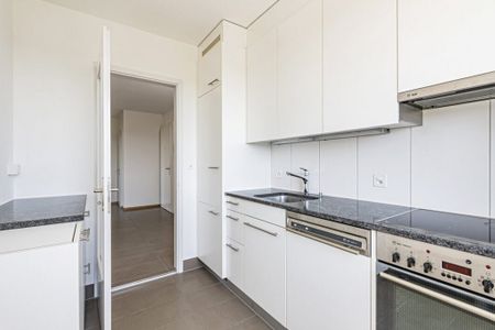 Zentral gelegen in Birsfelden - Photo 2