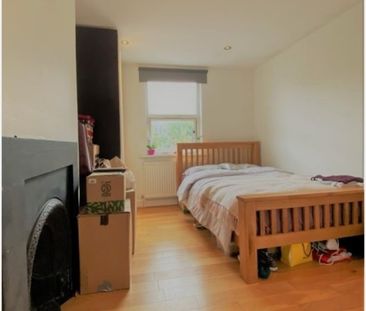 Room in a Shared House, Quicks Road, SW19 - Photo 2