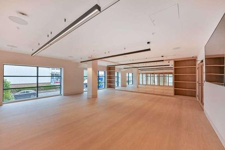 Marble House, Hayes And Harlington, UB3 - Photo 5