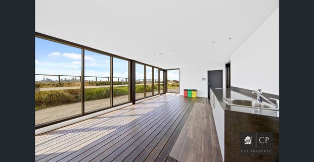 Luxurious Three Bedroom Apartment For Rent - Photo 1