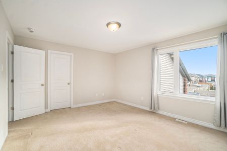 For Lease - 260 Dolce Crescent, Blossom Park - Airport and Area, Ontario - Photo 3