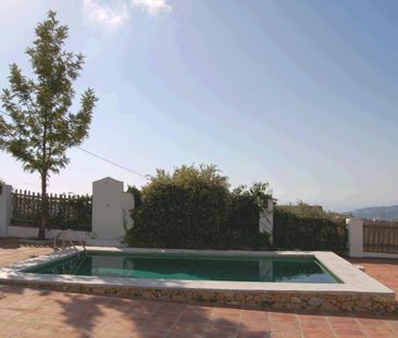 DETACHED VILLA FOR WINTER RENTAL SITUATED IN FRIGILIANA - Photo 5