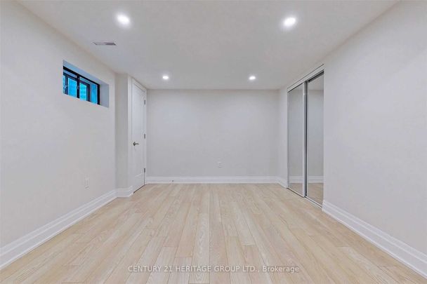 For Lease - 44 Devins Drive Unit# Bsmt, Aurora, Ontario - Photo 1