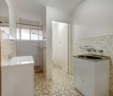 LITTLE GEM IN QUIET LOCATION! - Photo 3