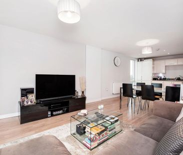 2 bedroom apartment to rent - Photo 4