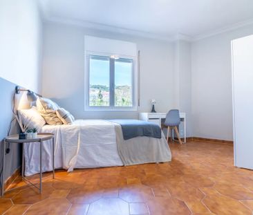 Plaça dAlfons el Savi, Barcelona, Catalonia 08025 - Photo 3