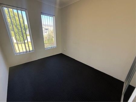 51 Dickerson Loop, Hammond Park - Photo 3