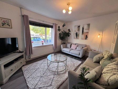 3 bedroom semi-detached house to rent - Photo 2