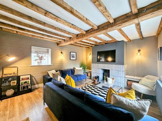 4 bedroom house to rent - Photo 1